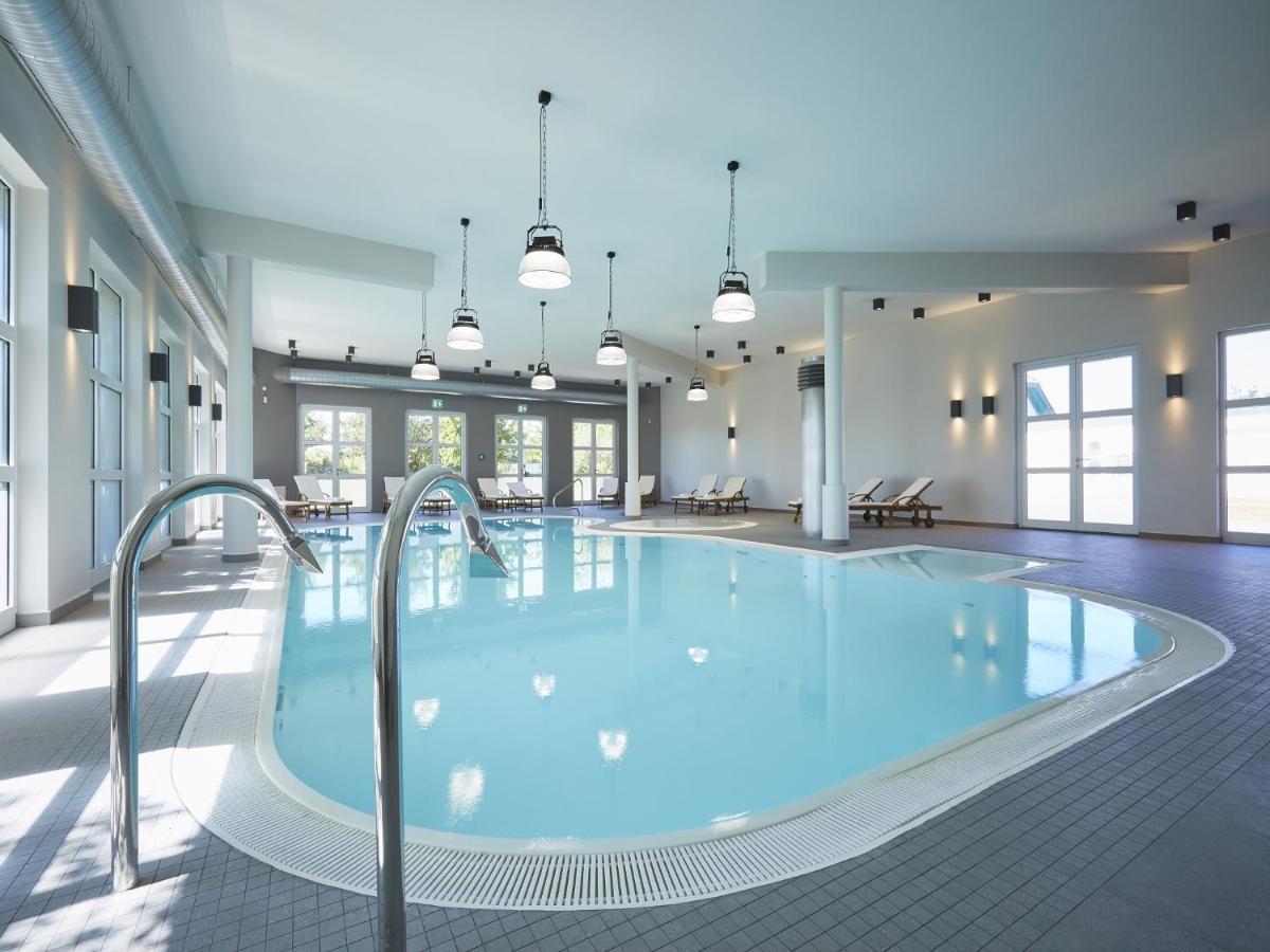 Reetland Am Meer - Premium Reetdachvilla Mit 3 Schlafzimmern, Sauna Und Kamin F07 Дранске Екстериор снимка